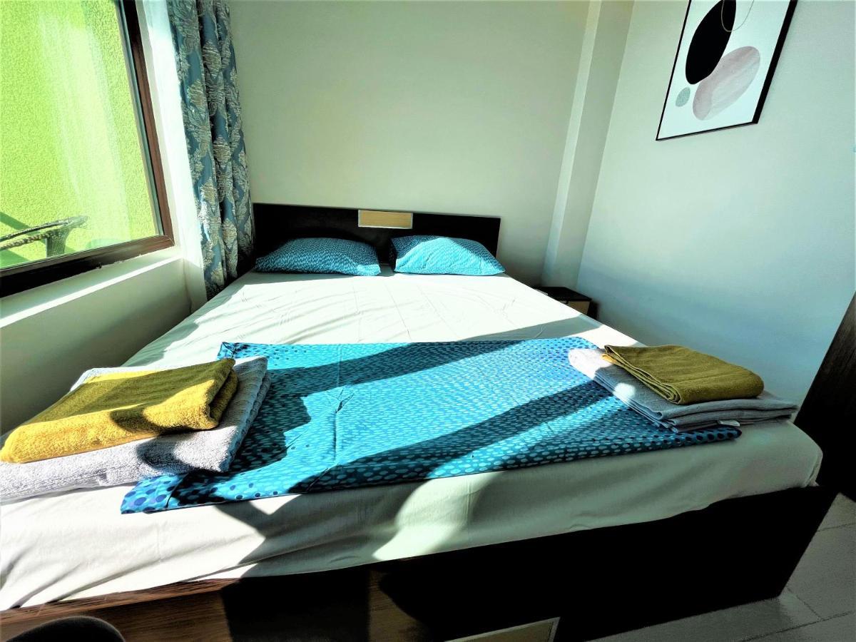 Botabara 312 Self Catering Beach Apartment Pomorie Exterior foto